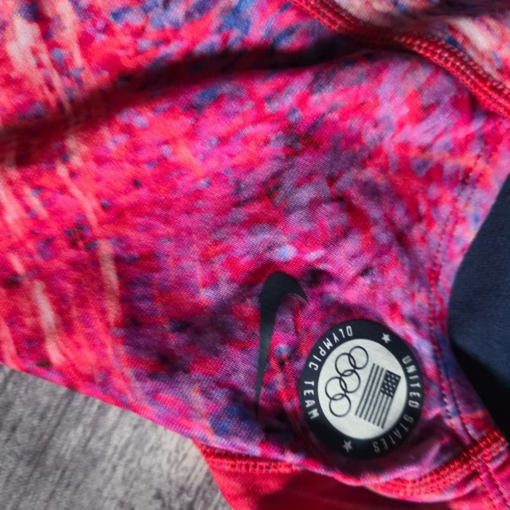 Nike swim hydrastrong